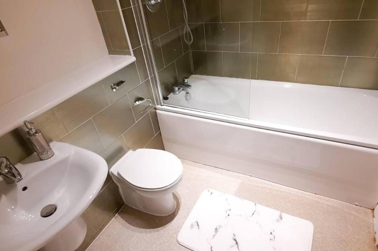 2-Bed Apartment Near City Centre Manchester Dış mekan fotoğraf