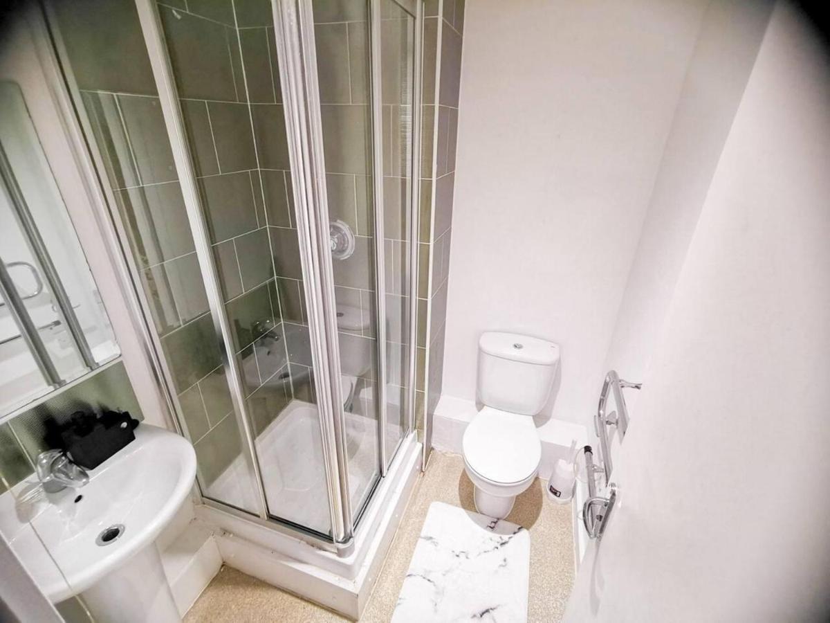 2-Bed Apartment Near City Centre Manchester Dış mekan fotoğraf