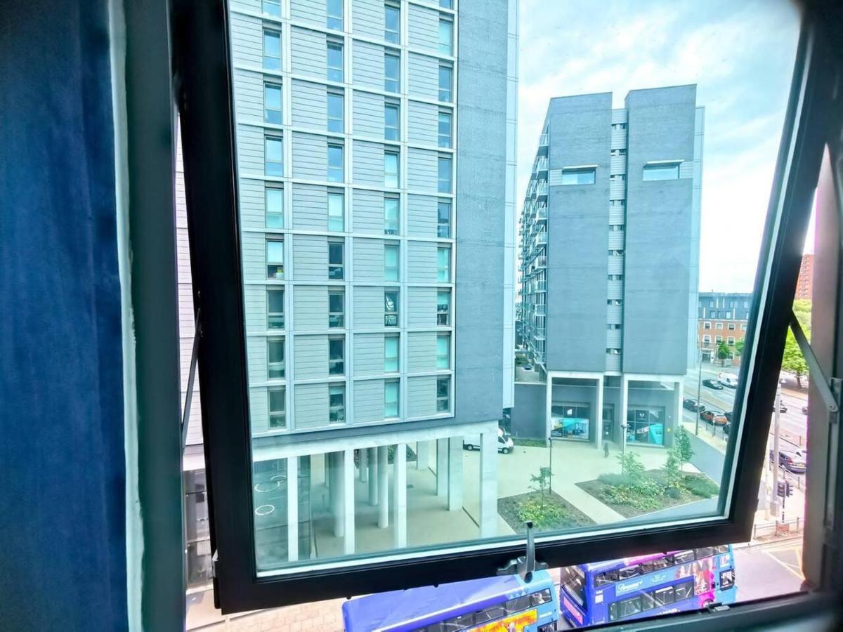 2-Bed Apartment Near City Centre Manchester Dış mekan fotoğraf