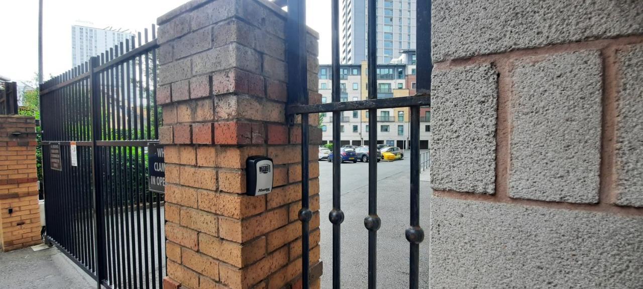 2-Bed Apartment Near City Centre Manchester Dış mekan fotoğraf